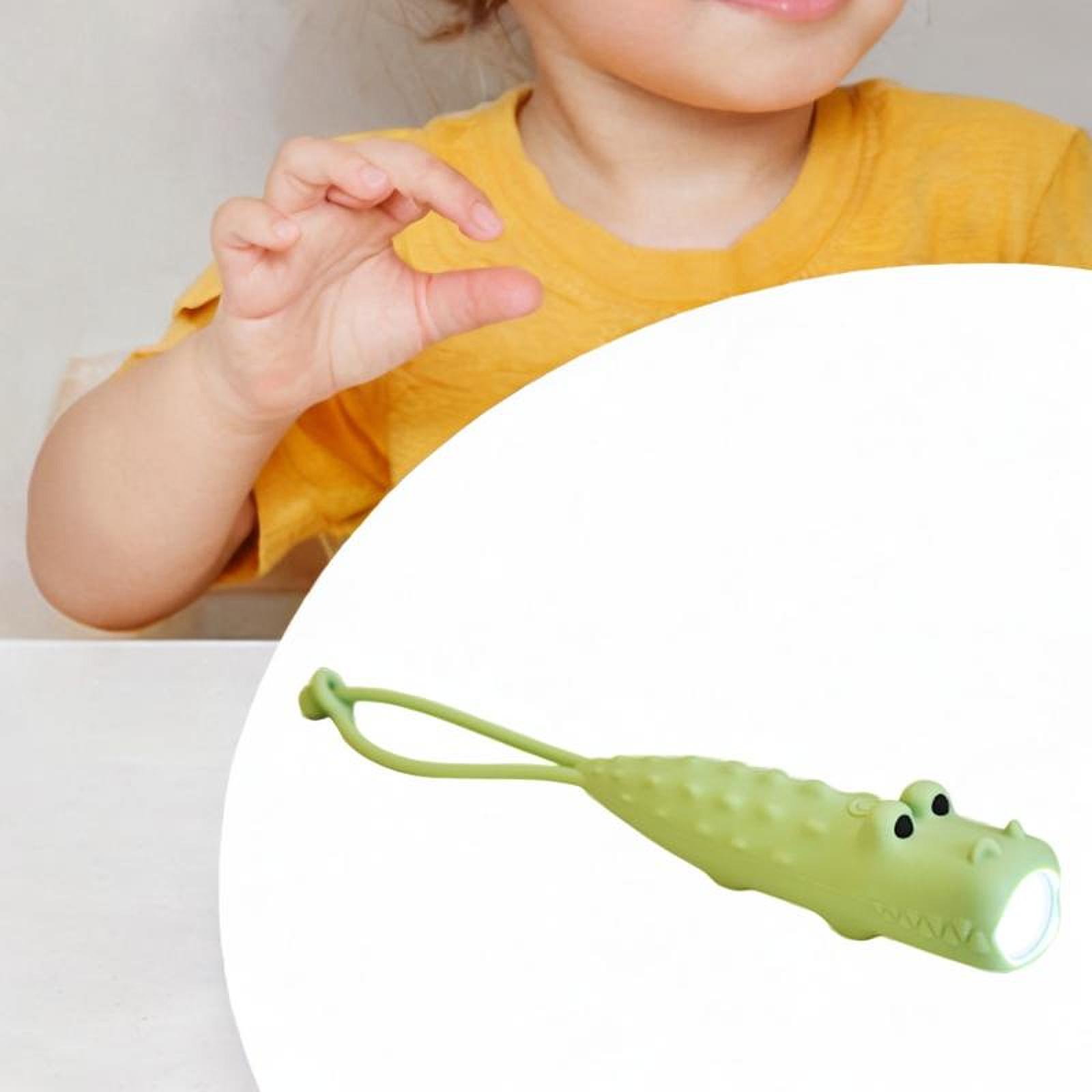 Cute LED Flashlight Ergonomic  - Outdoor Camping Kids Activities 评论和价格
