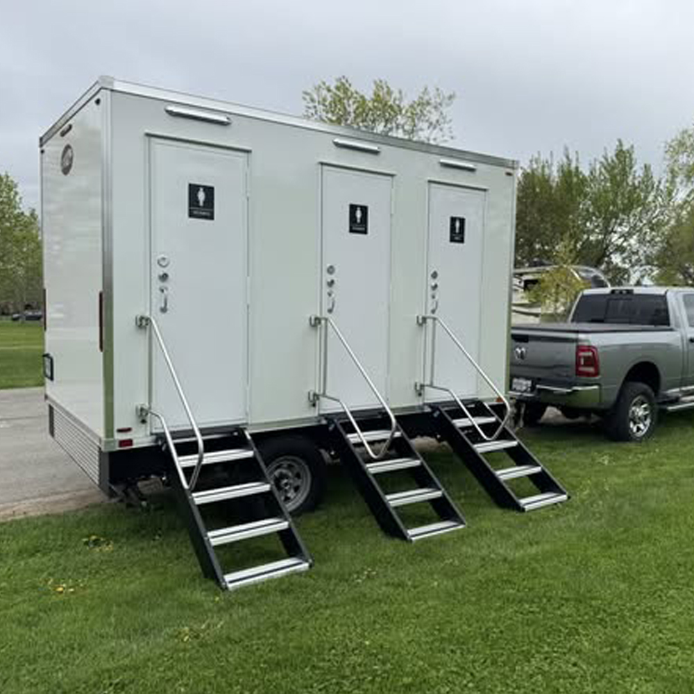 Outdoor 3-Rooms Mobile Toilet  - Outdoor Camping Toilet 评论和价格